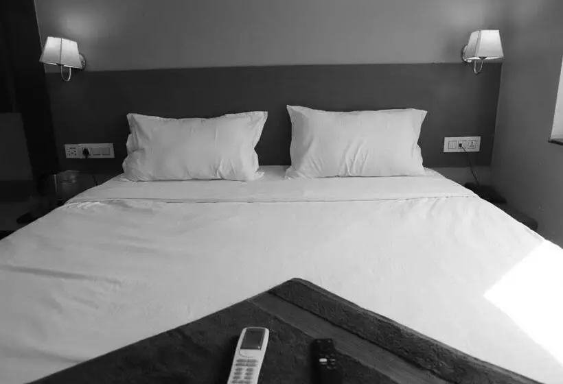 Hotel Flora