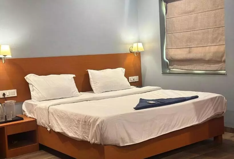 Hotel Flora