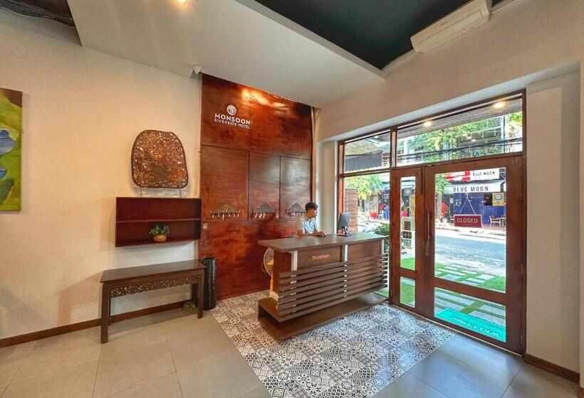 בית מלון כפרי Hostel By Monsoon Riverside