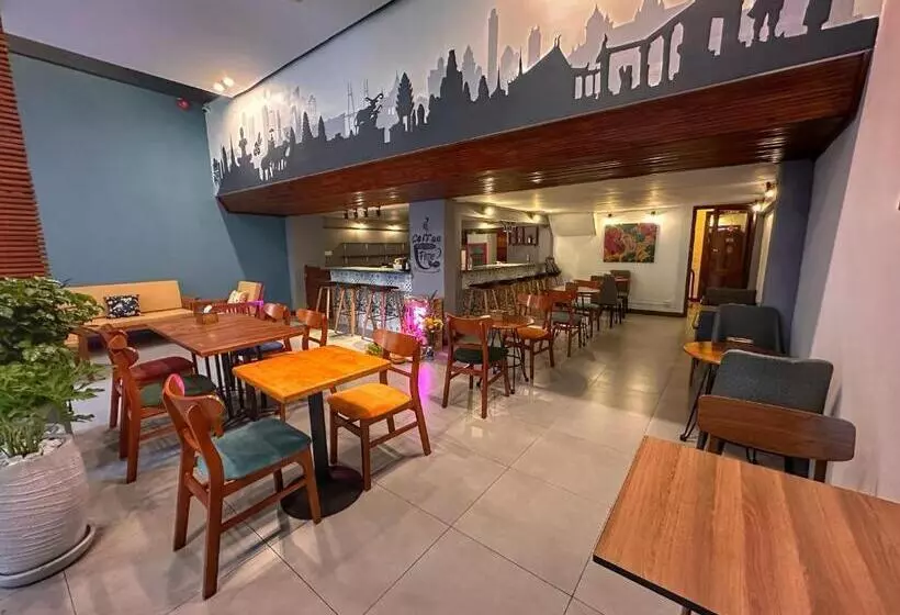 ホテル Hostel By Monsoon Riverside