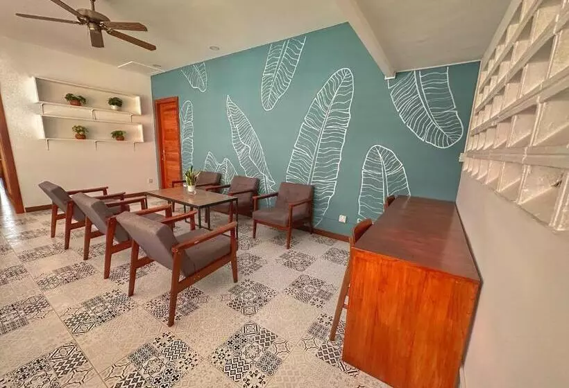 ホテル Hostel By Monsoon Riverside