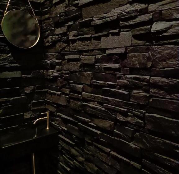 Отель La Chambre Delta