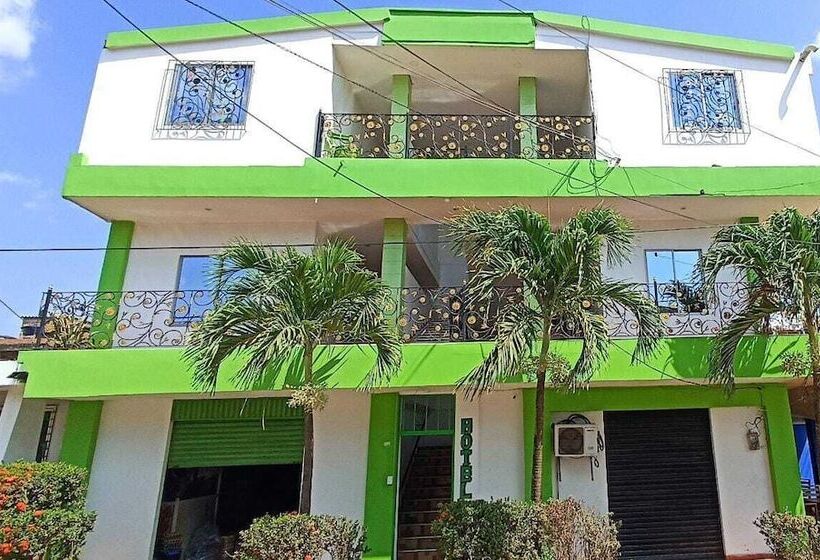 בית מלון כפרי Puertas Del Norte