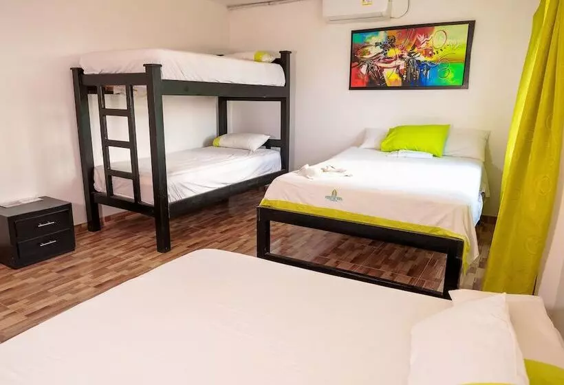 Hotelli Puertas Del Norte