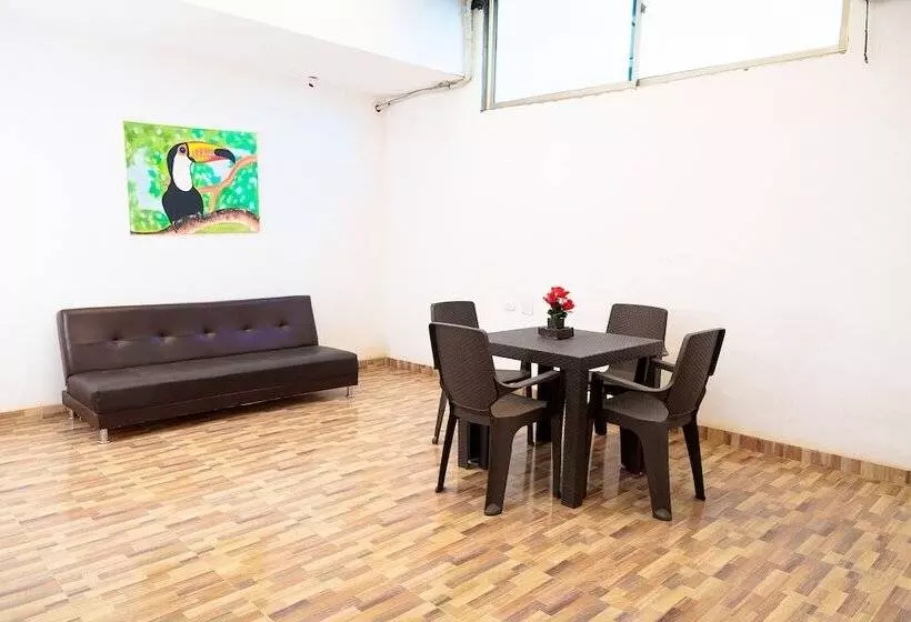 Hotelli Puertas Del Norte