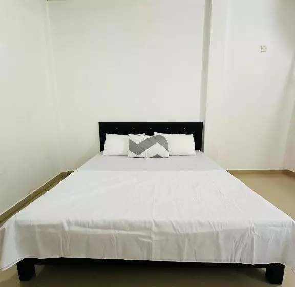 ホテル White House Villa