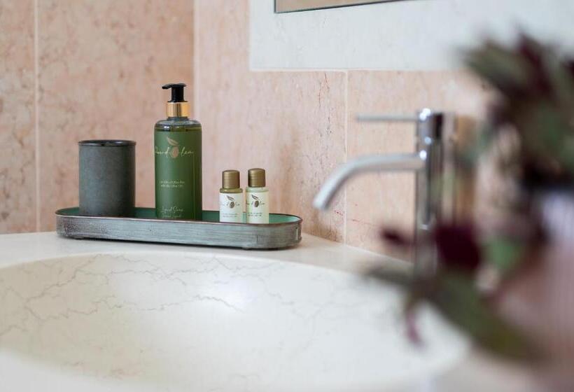 L Oro Di Pizzon Exklusive Holiday Apartments Lake Garda