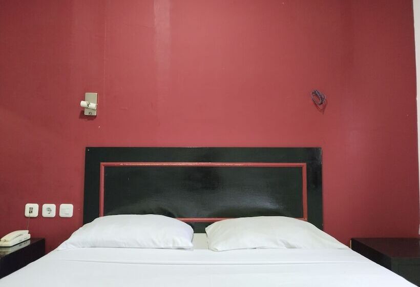 Metro Hotel Bekasi Powered By Cocotel