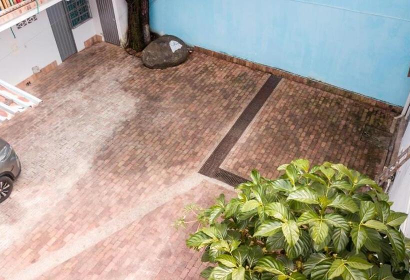 Nuevo Hotel Villa Camila Melgar