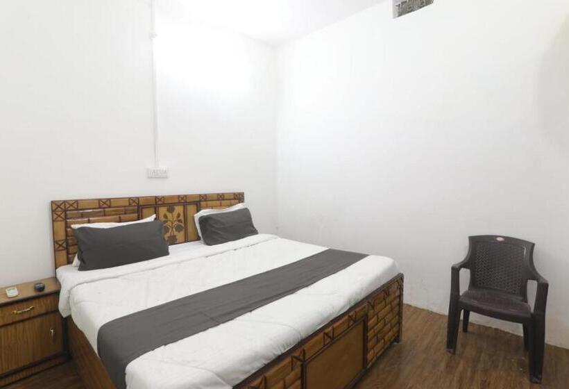 Pensão Chitraa Guest House