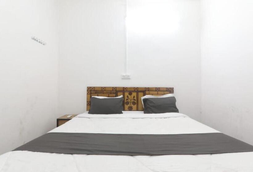 Pensão Chitraa Guest House