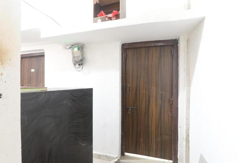 Pensão Chitraa Guest House