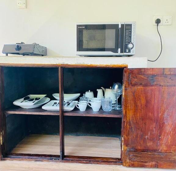 פנסיון Villa Kabalana 57