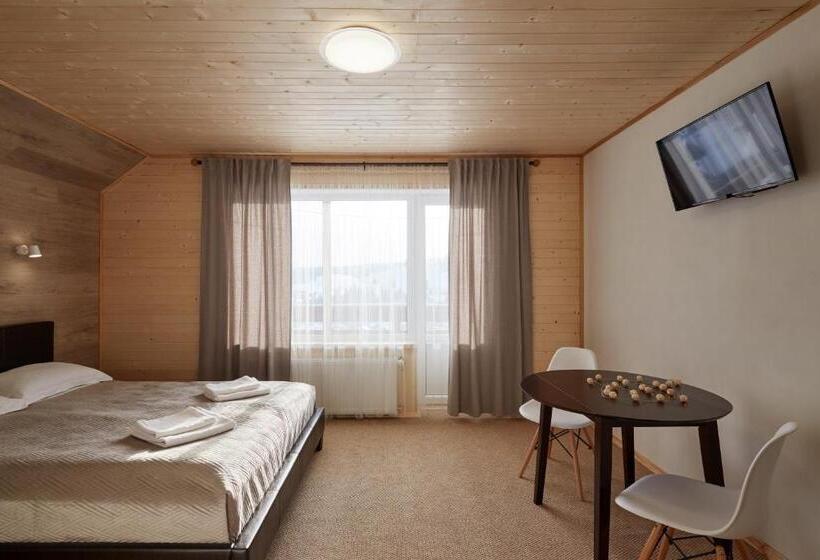 פנסיון Woodvel House