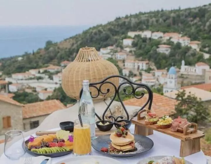 استراحتگاه Zoe Hora