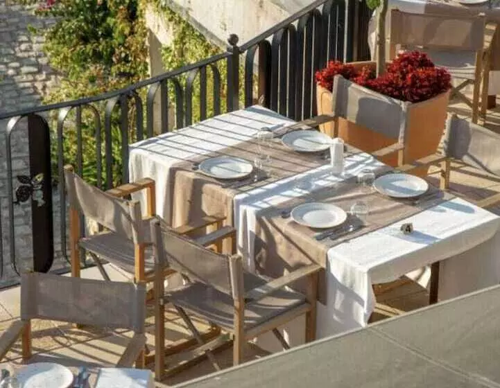 استراحتگاه Zoe Hora