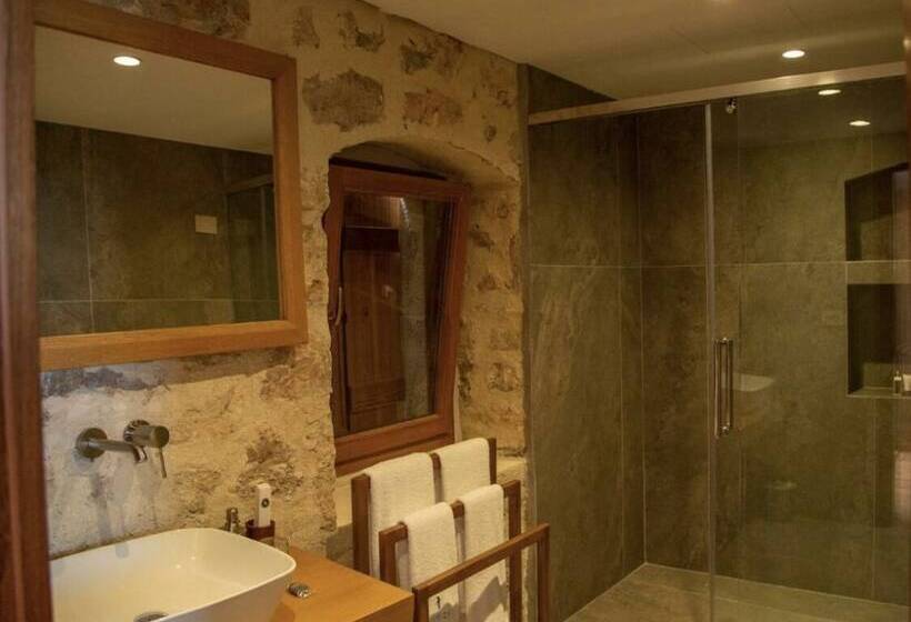 استراحتگاه Zoe Hora