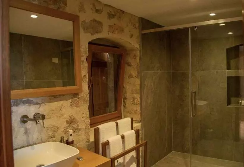 استراحتگاه Zoe Hora