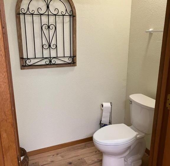 Общежитие Prairie Rose Inn