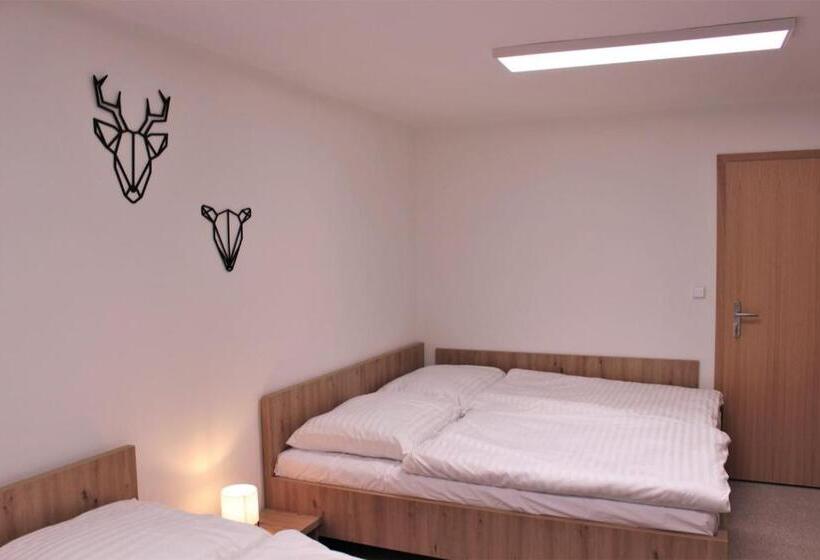 Chata Granit, Zadov Churáňov