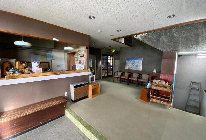 Hotell ロッヂ スガノ