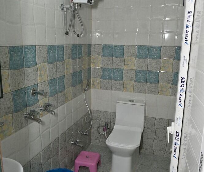 Hotelli Goroomgo Jsb Palace Varanasi