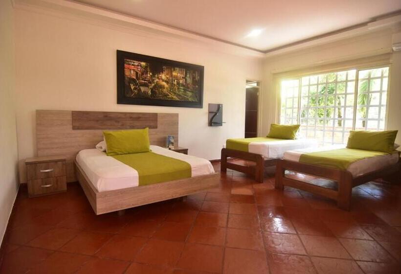 ホテル Los Lagos Centro Vacacional