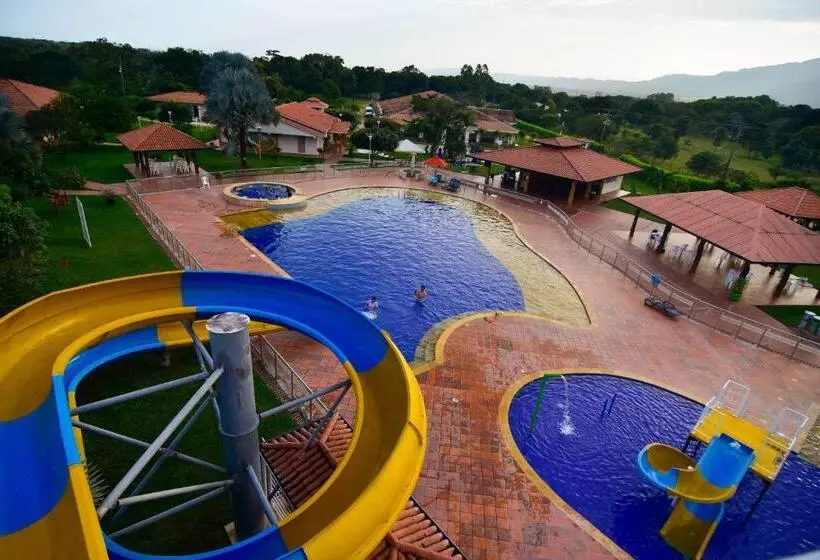 ホテル Los Lagos Centro Vacacional