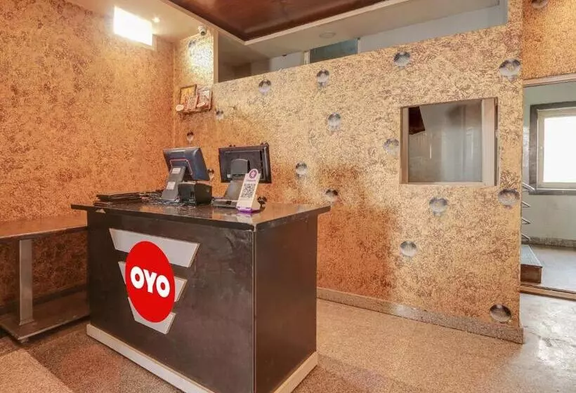 ホテル Oyo Flagship Bablu Grand In