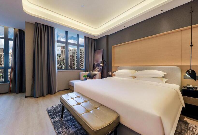 Отель Park Inn By Radisson Zhuhai Gaolan Port