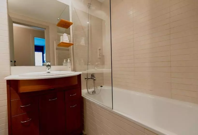 هتل Pierre & Vacances La Merceria