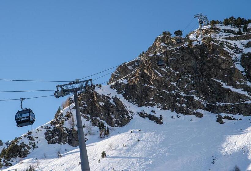 هتل Pierre & Vacances La Merceria