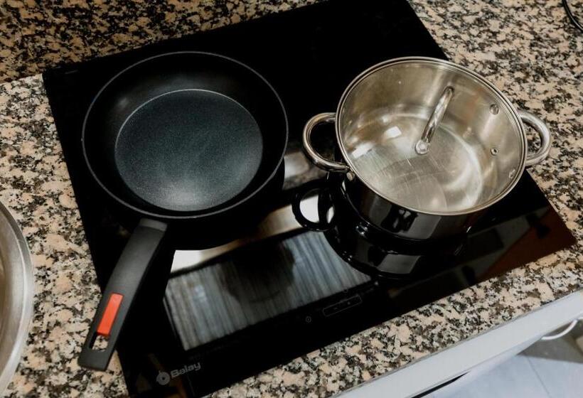 هتل Pierre & Vacances La Merceria