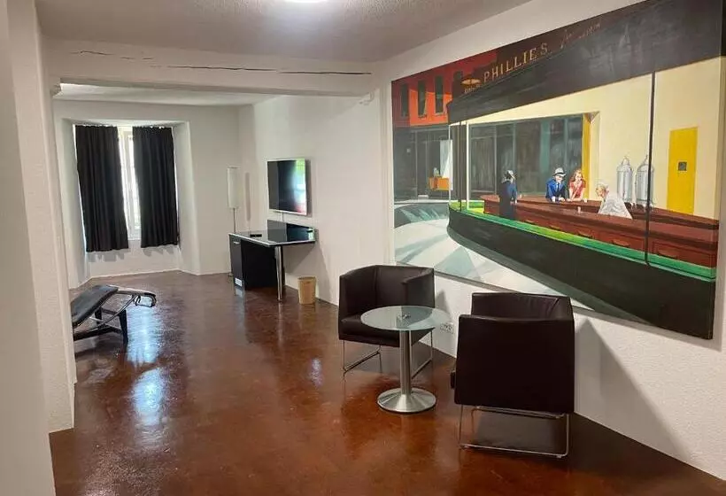 Hotelli Swiss Bellevue Aathal