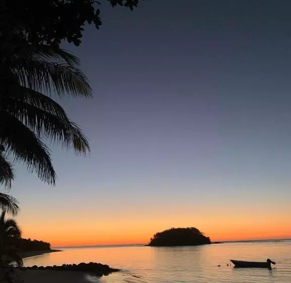 Mai Sunset Island Resort