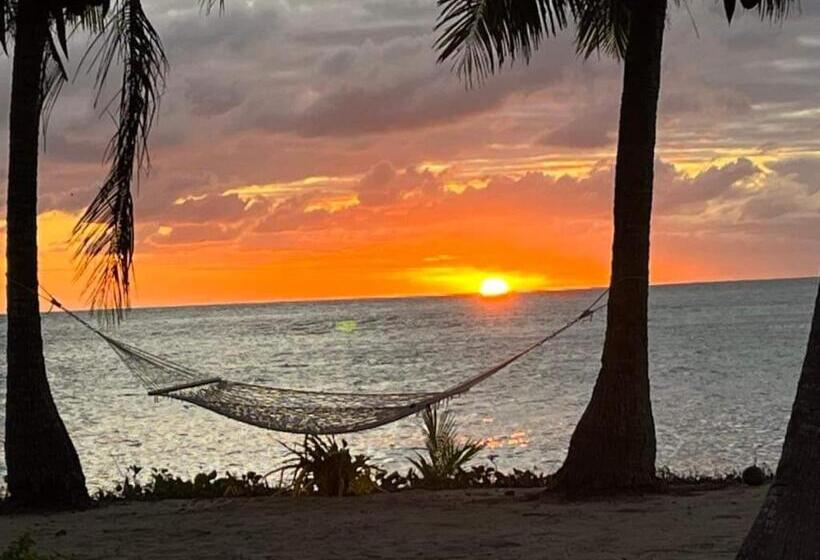 Mai Sunset Island Resort