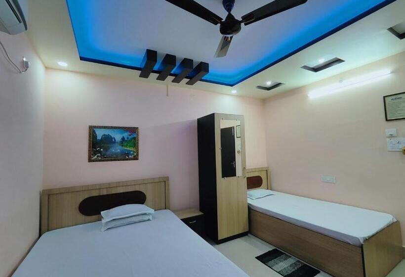 پانسیون Gulab Lodge