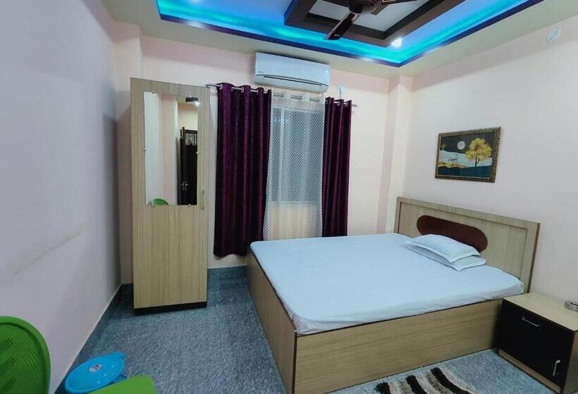 پانسیون Gulab Lodge