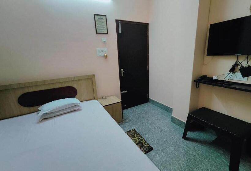 پانسیون Gulab Lodge