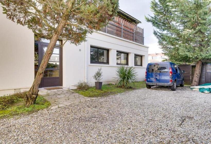 پانسیون Superb Loft Bordeaux