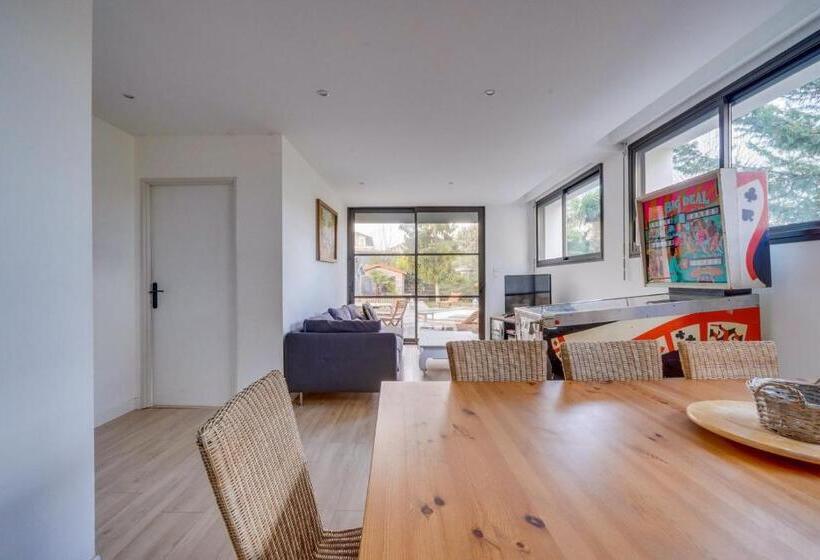 پانسیون Superb Loft Bordeaux