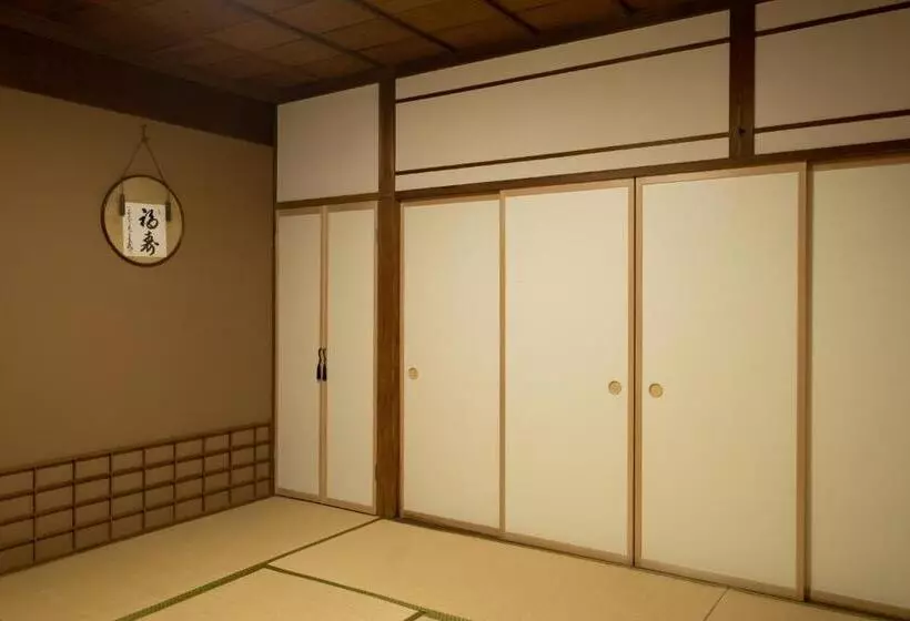 Ryokan 信州善光寺 薬王院