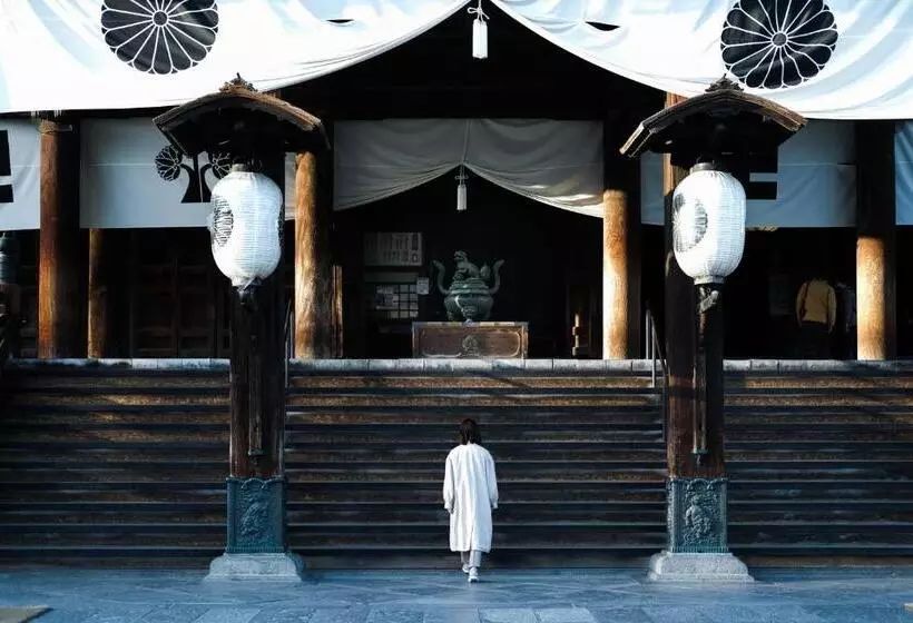 Ryokan 信州善光寺 薬王院