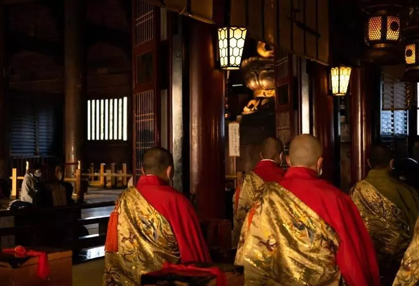 Ryokan 信州善光寺 薬王院