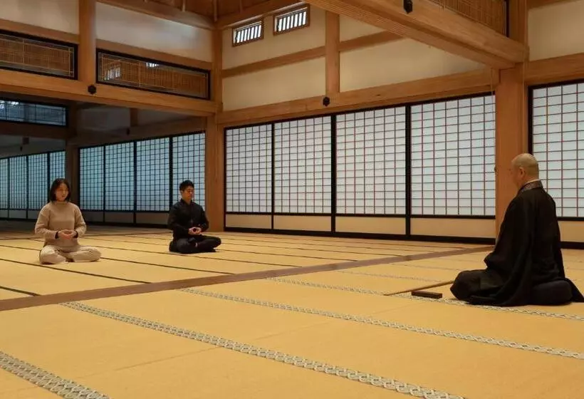 Ryokan 信州善光寺 薬王院