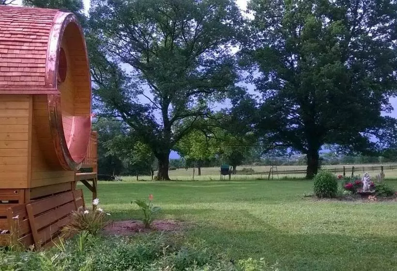 Aamiaismajoitus (B&B) Aux Ronzières