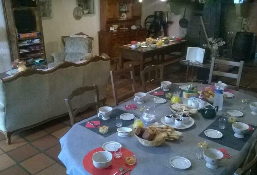 Bed and Breakfast Aux Ronzières