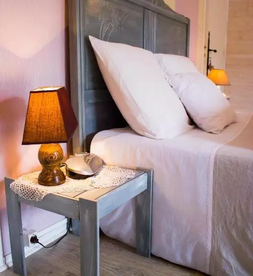 Aamiaismajoitus (B&B) Aux Ronzières