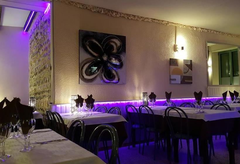 ベッドアンドブレックファースト Chambre D´hôtes Léonie & Restaurant