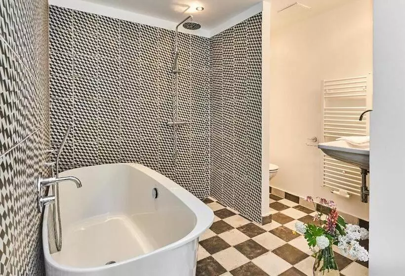 Aamiaismajoitus (B&B) Gutshaus Lexow
